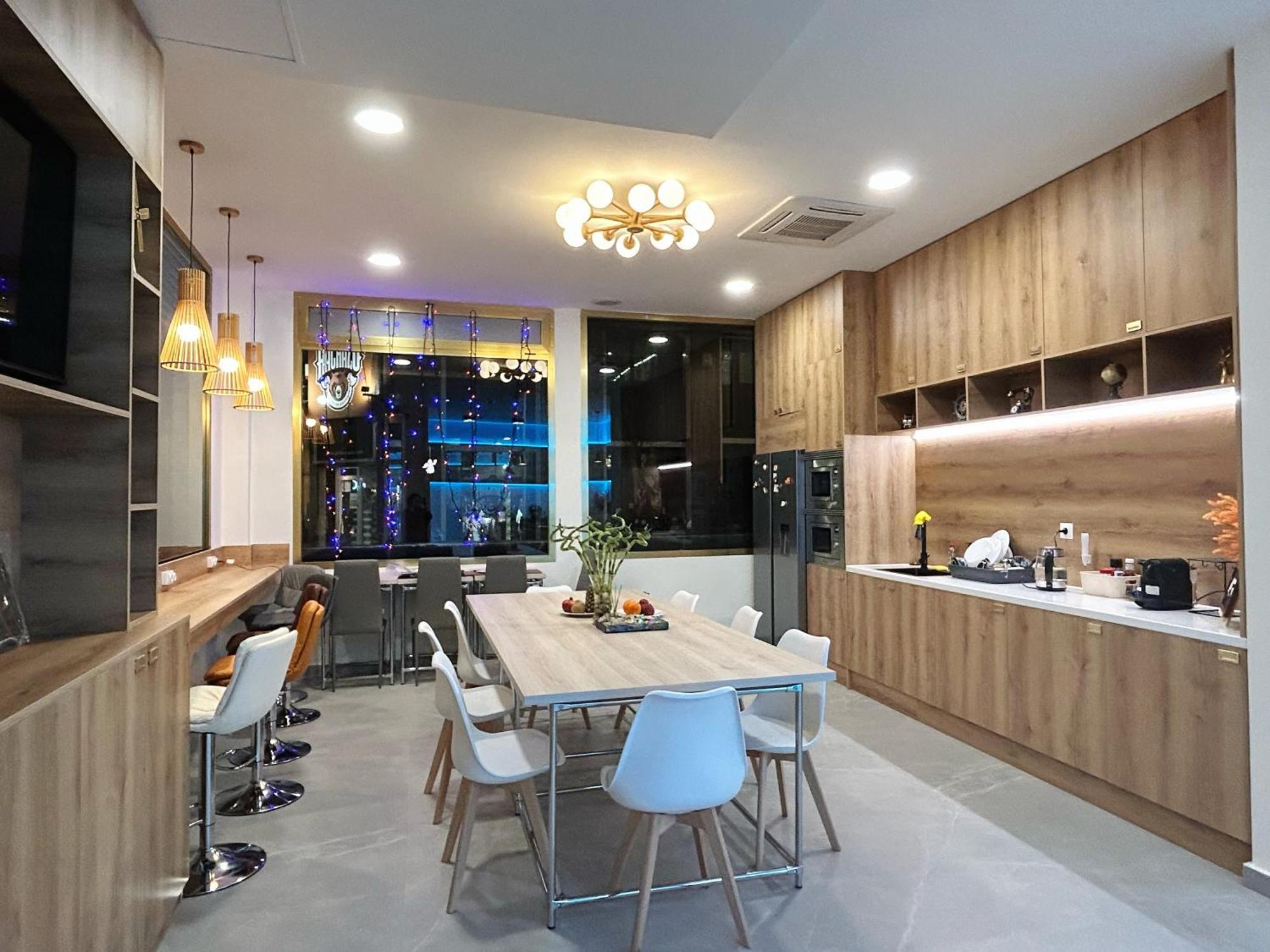 Unplan Hostel Мадрид Экстерьер фото